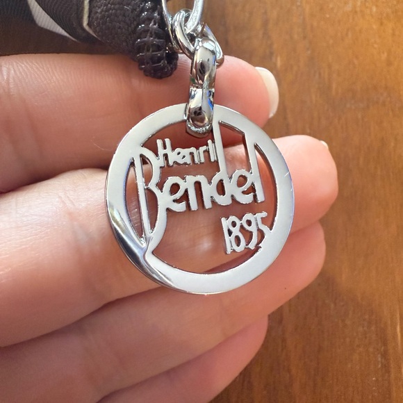 HENRI BENDEL Zip Around Packable Tote. Brown and White Stripe. - Picture 4 of 4